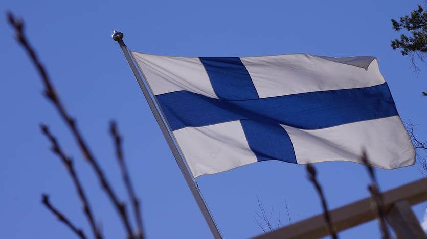 finnish-flag-201175_1920